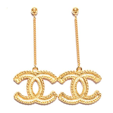 chanel gold earrings cc